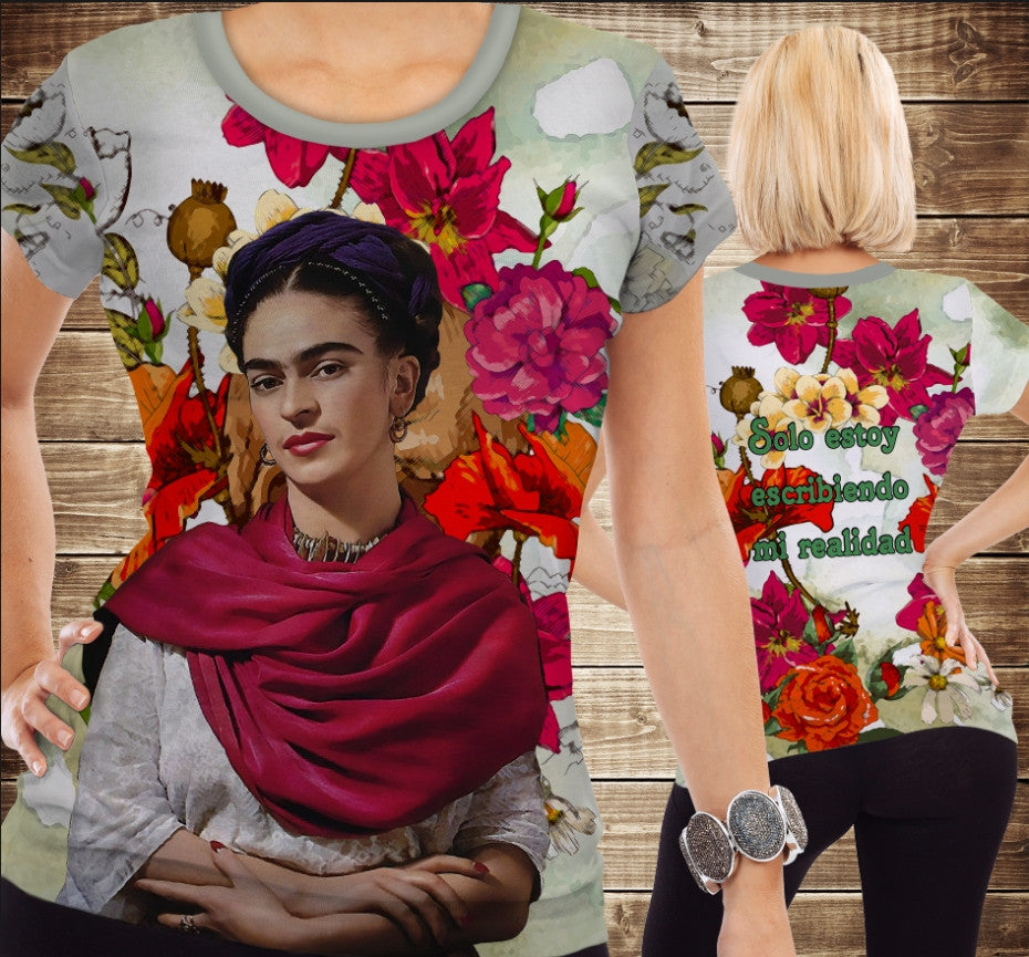 Camiseta 3D All Over Print Frida Kahlo. Sólo estoy escribiendo mi realidad. (en español)