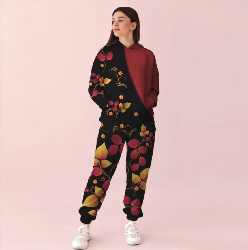 Жіночий чорно-бордовий спортивний костюм із рослинним візерунком