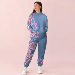 Жіночий спортивний костюм із принтом рожеві квіти на блакитному фоні 0_077