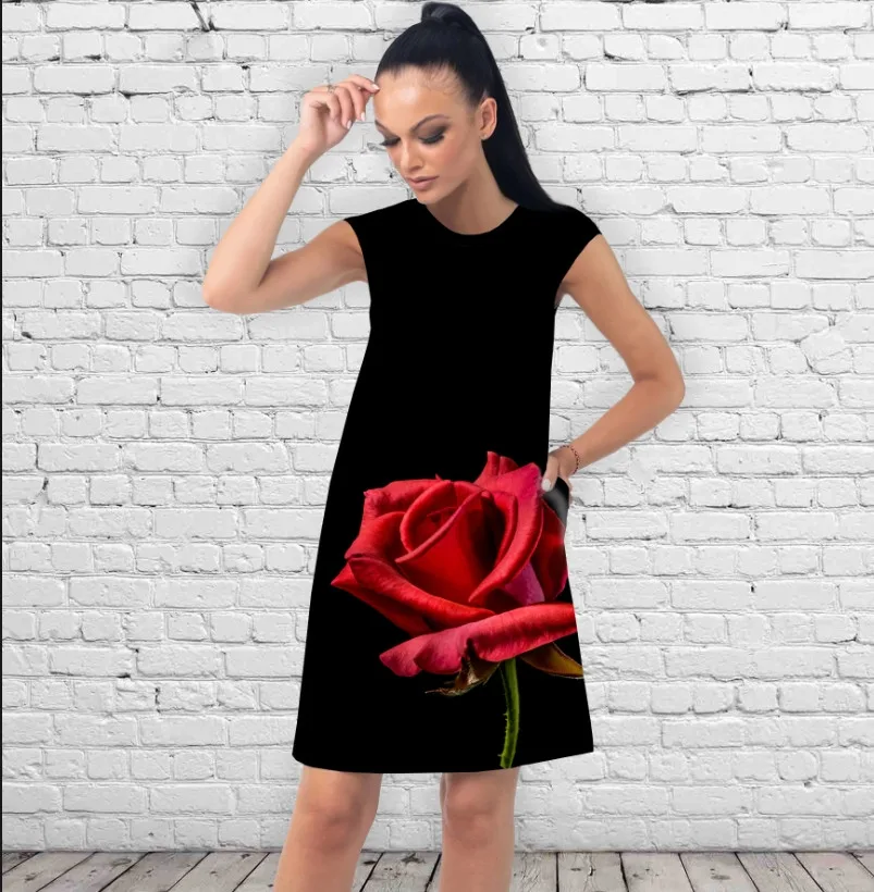 Сукня А-силуету з принтом Червона троянда на чорному тлі